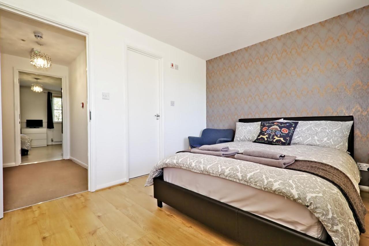 Harlinger Lodge Annexe Лондон Экстерьер фото