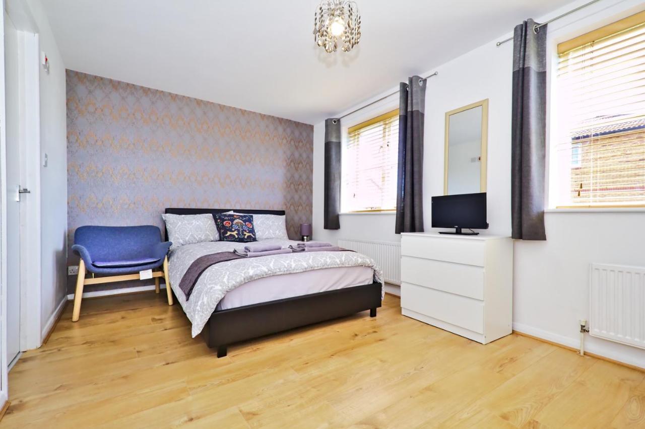 Harlinger Lodge Annexe Лондон Экстерьер фото